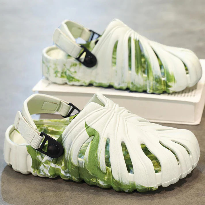 Monstera Slippers